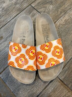 Betula by Birkenstock abstract slide sandals Size 38 narrow women’s 7